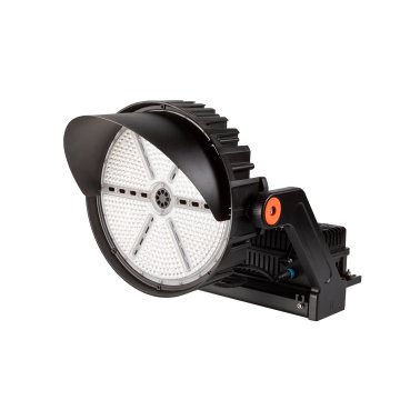 500W LED Stadium Light with Yoke Mount and Reflector - 200-480V - 1,000W MH Equivalent - 73,500 Lumens - 5000K